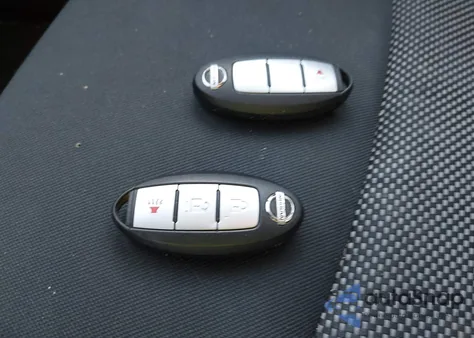 2017 Nissan Pathfinder S from USA, damaged, VIN 5N1DR2MN3HC680314